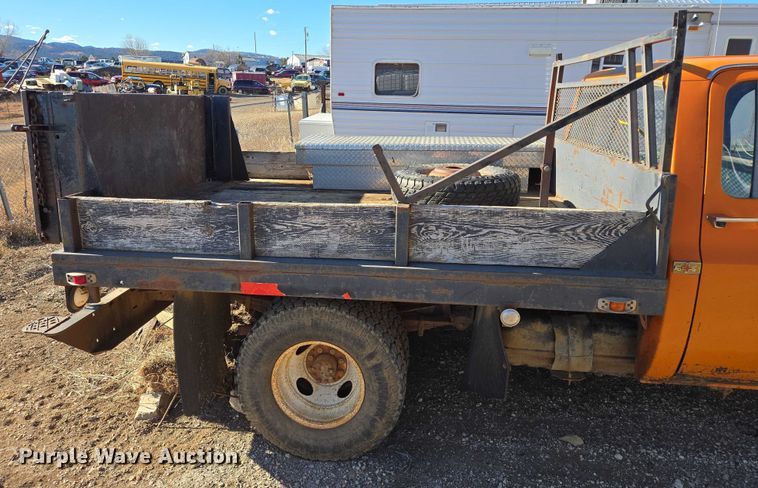 image for item ES2737 1985 Chevrolet C30 Crew Cab flatbed pickup truck