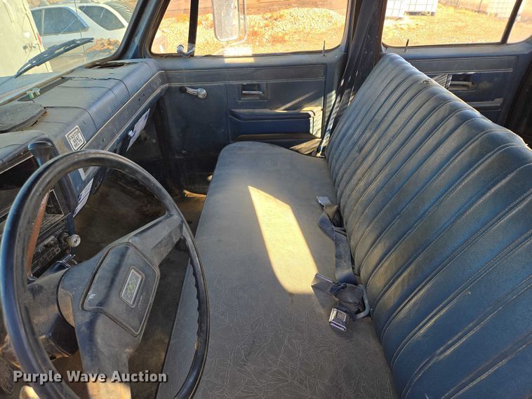 image for item ES2737 1985 Chevrolet C30 Crew Cab flatbed pickup truck