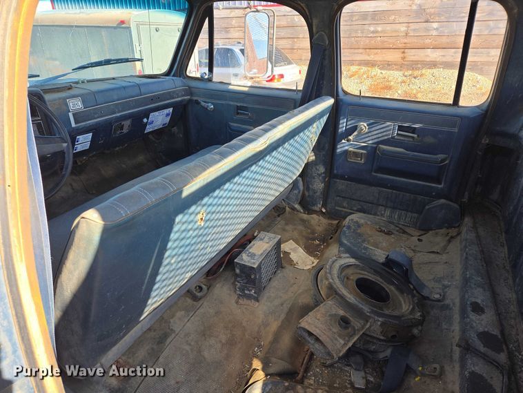 image for item ES2737 1985 Chevrolet C30 Crew Cab flatbed pickup truck