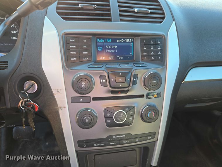 image for item ES2738 2014 Ford Explorer Police Interceptor SUV