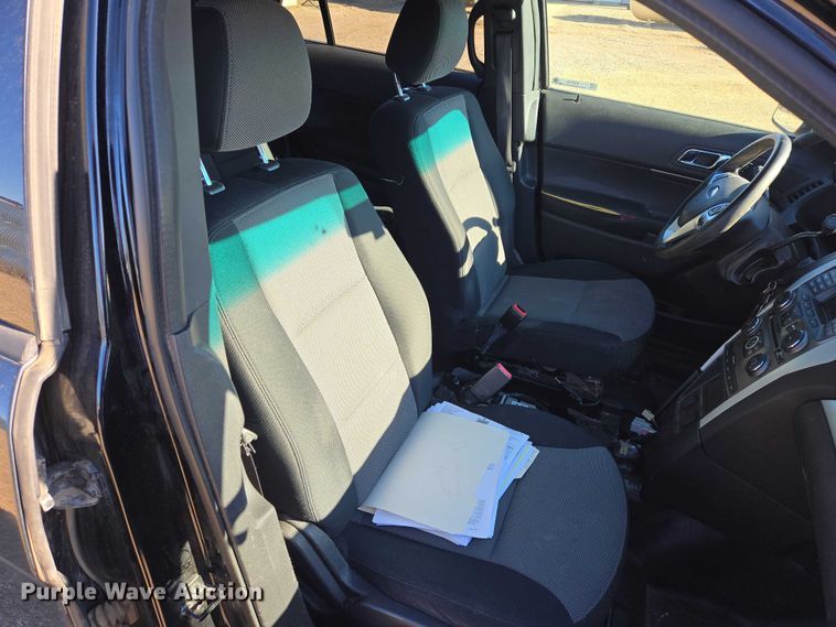 image for item ES2738 2014 Ford Explorer Police Interceptor SUV