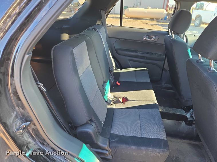 image for item ES2738 2014 Ford Explorer Police Interceptor SUV