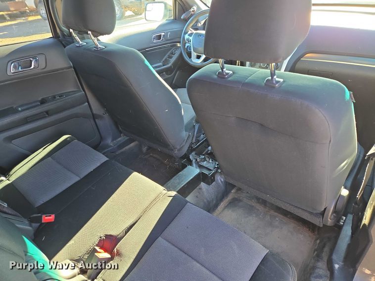 image for item ES2738 2014 Ford Explorer Police Interceptor SUV