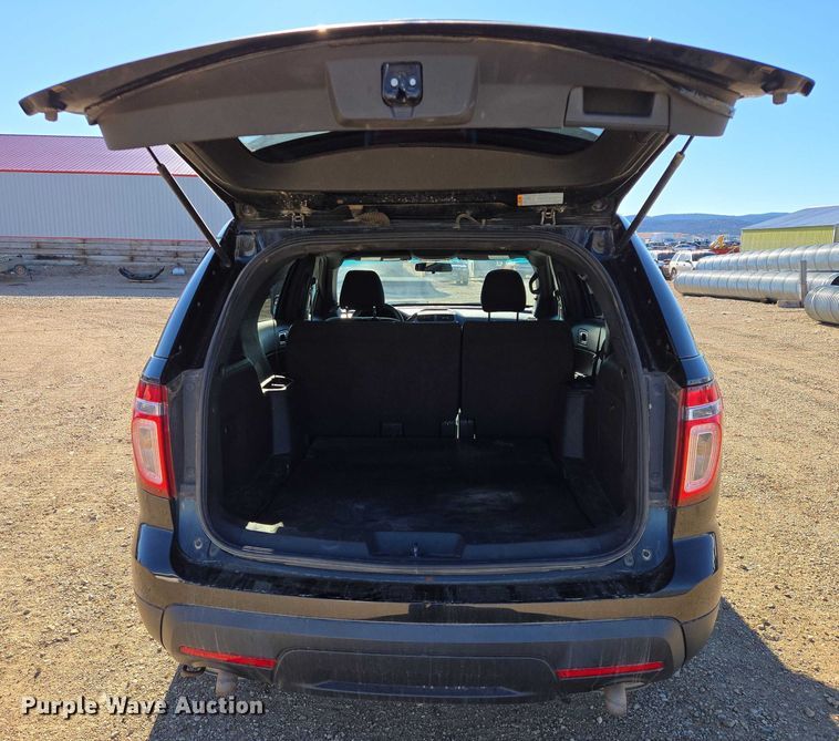 image for item ES2738 2014 Ford Explorer Police Interceptor SUV