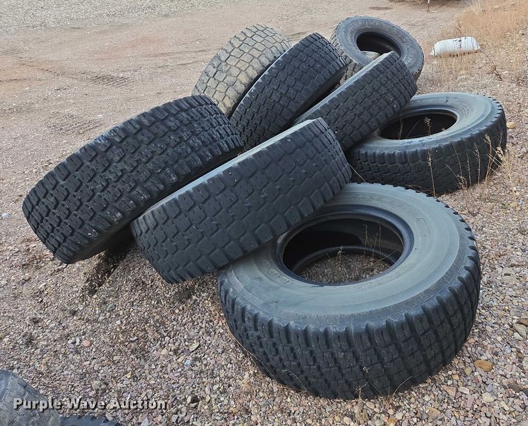 image for item ES2741 (9) 17.5R25 tires