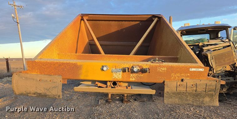 image for item ES2742 1996 Load King The Originator 2466 bottom dump trailer