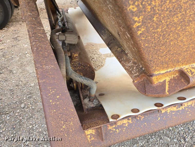 image for item ES2742 1996 Load King The Originator 2466 bottom dump trailer
