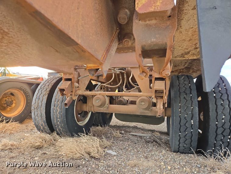 image for item ES2742 1996 Load King The Originator 2466 bottom dump trailer