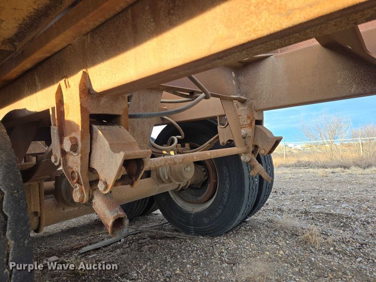 image for item ES2742 1996 Load King The Originator 2466 bottom dump trailer