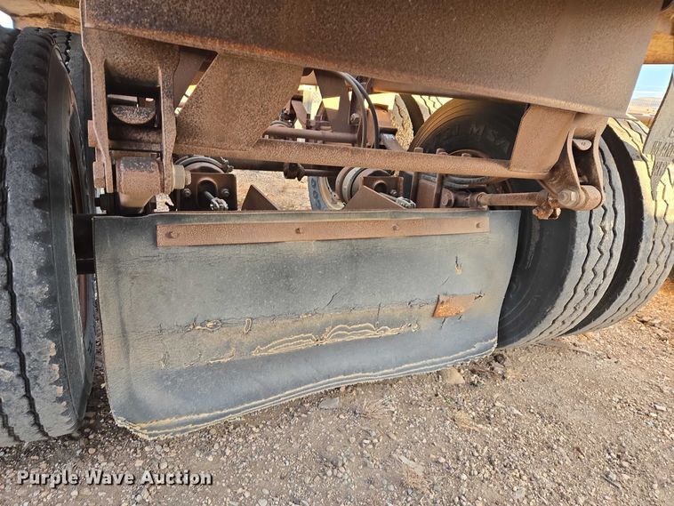 image for item ES2742 1996 Load King The Originator 2466 bottom dump trailer