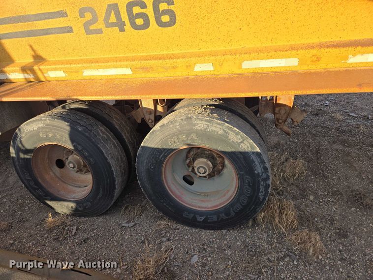 image for item ES2742 1996 Load King The Originator 2466 bottom dump trailer