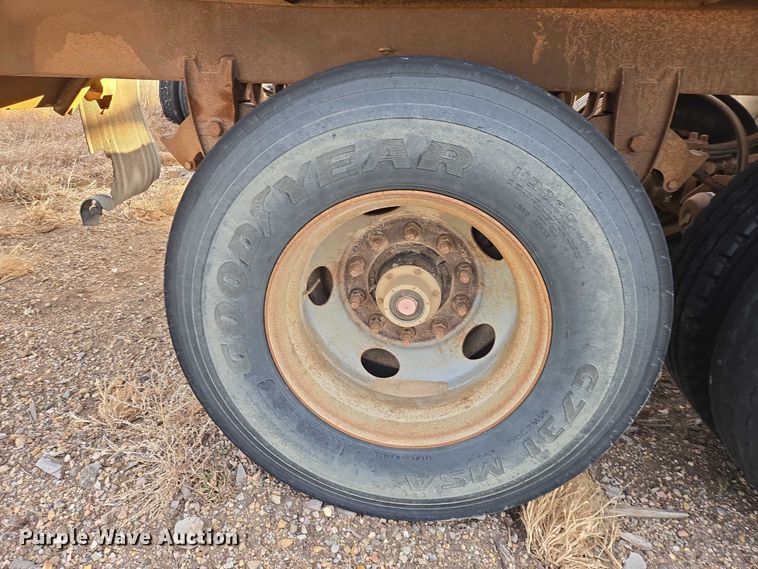 image for item ES2742 1996 Load King The Originator 2466 bottom dump trailer