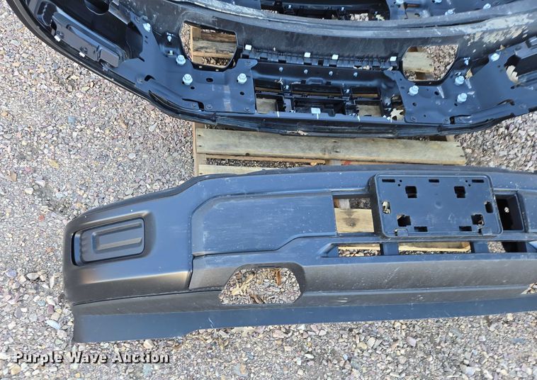 image for item ES2746 (3) Ford F150 bumpers