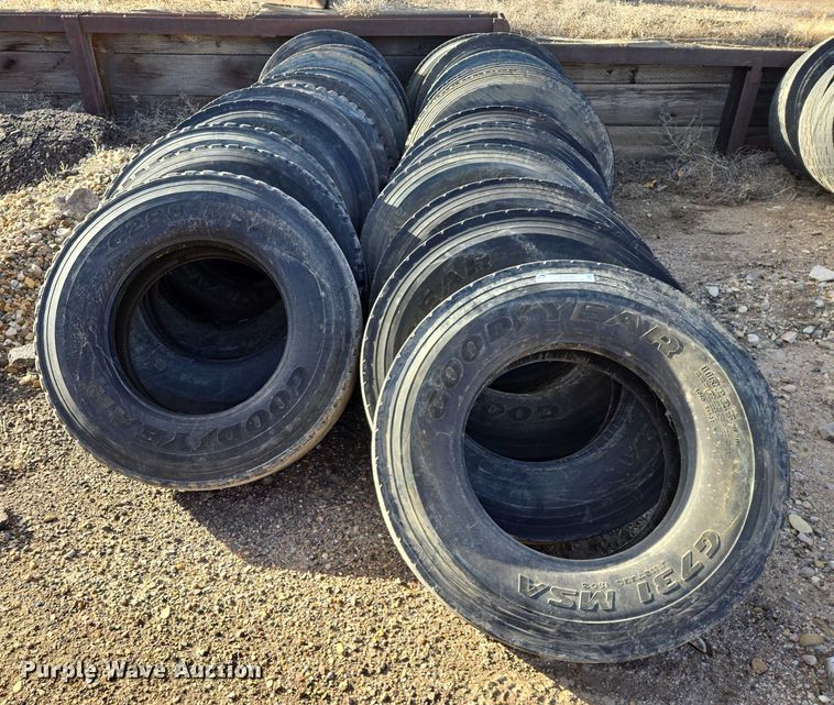 image for item ES2748 (24) 11R22.5 tires