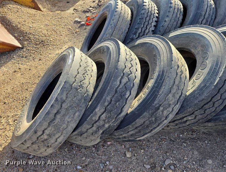 image for item ES2748 (24) 11R22.5 tires