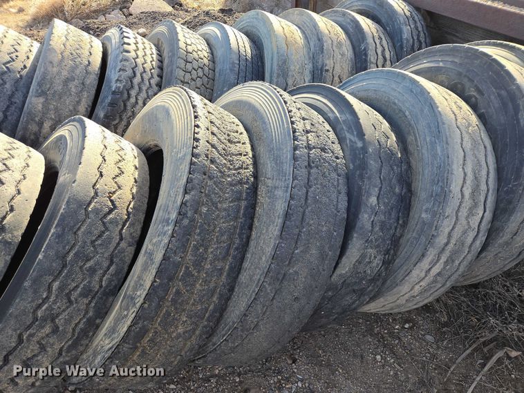 image for item ES2748 (24) 11R22.5 tires