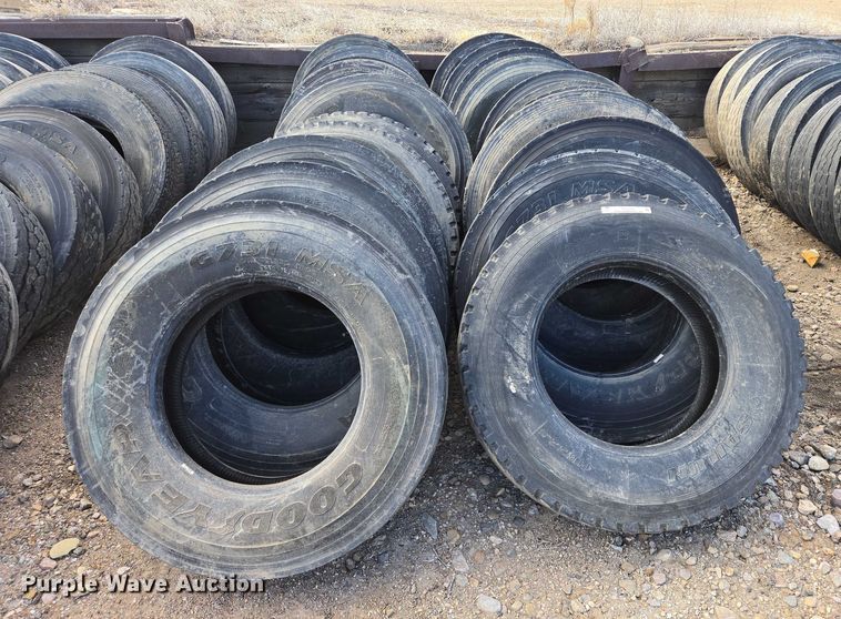 image for item ES2749 (24) 11R22.5 tires