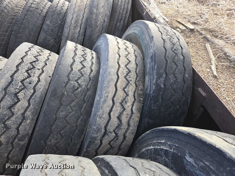 image for item ES2749 (24) 11R22.5 tires