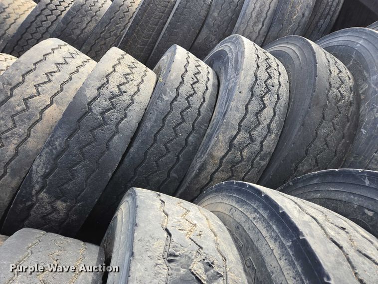 image for item ES2749 (24) 11R22.5 tires