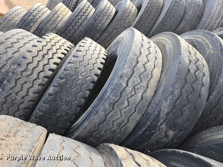 image for item ES2749 (24) 11R22.5 tires