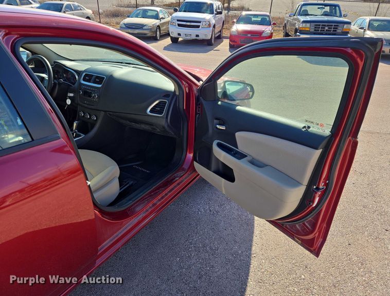 image for item ES2805 2014 Dodge Avenger 