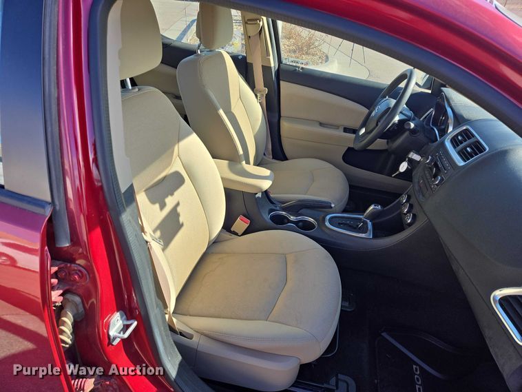 image for item ES2805 2014 Dodge Avenger 