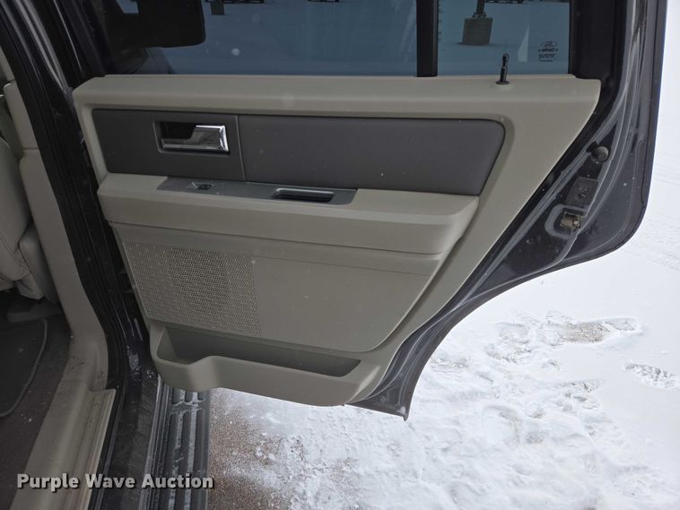 image for item ES2807 2012 Ford Expedition SUV