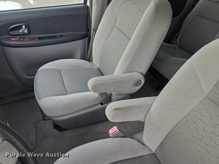 image for item ES2811 2008 Chevrolet Uplander van