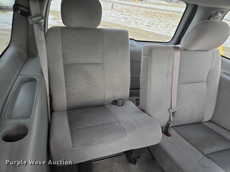 image for item ES2811 2008 Chevrolet Uplander van