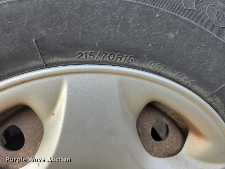 image for item ES2812 2002 Dodge Caravan van