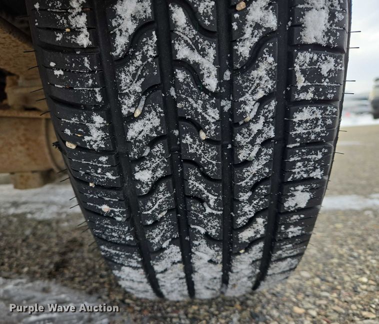 image for item ES2812 2002 Dodge Caravan van