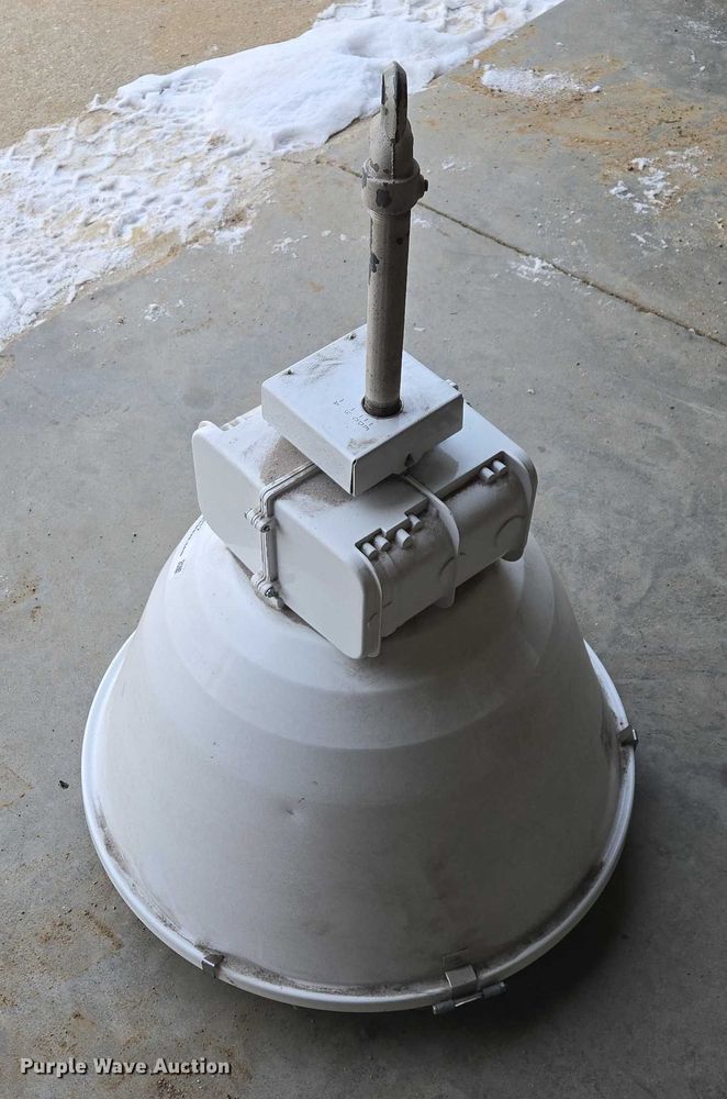 image for item ES2817 (10) Lithonia Lighting M59 lights