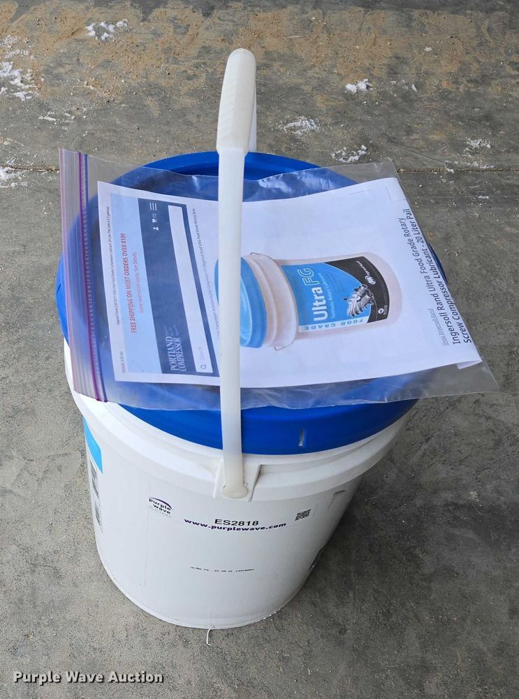 image for item ES2818 Ingersoll Rand Ultra FG  synthetic rotary lubricant