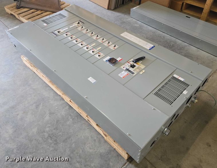 image for item ES2820 2011 Eaton Pow-R-Line PRL4 panelboard