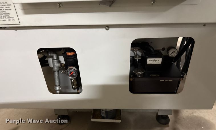 image for item ES5648 2003 Haas VF-1D milling machine