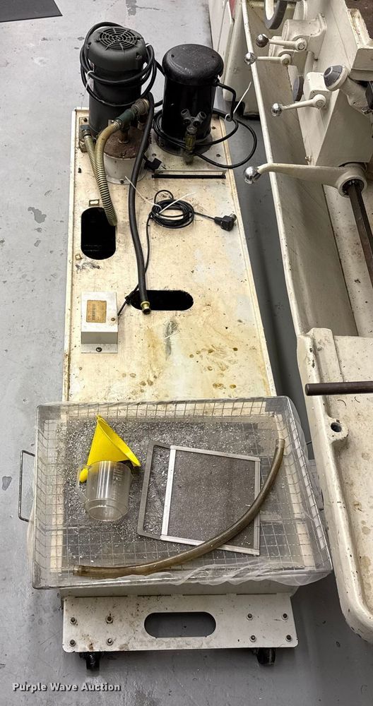 image for item ES5648 2003 Haas VF-1D milling machine