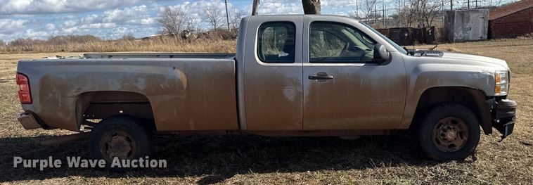 image for item ES5649 2007 Chevrolet Silverado 2500HD Ext. Cab pickup truck