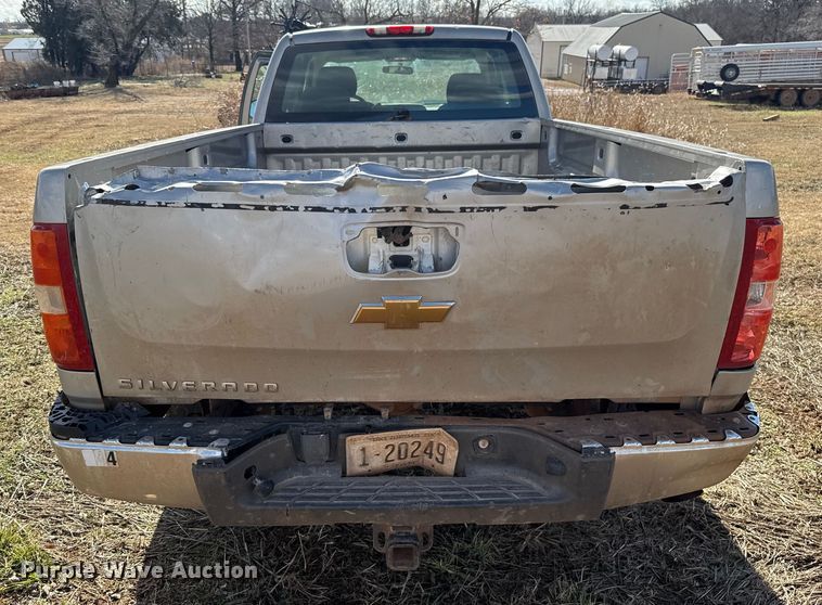 image for item ES5649 2007 Chevrolet Silverado 2500HD Ext. Cab pickup truck