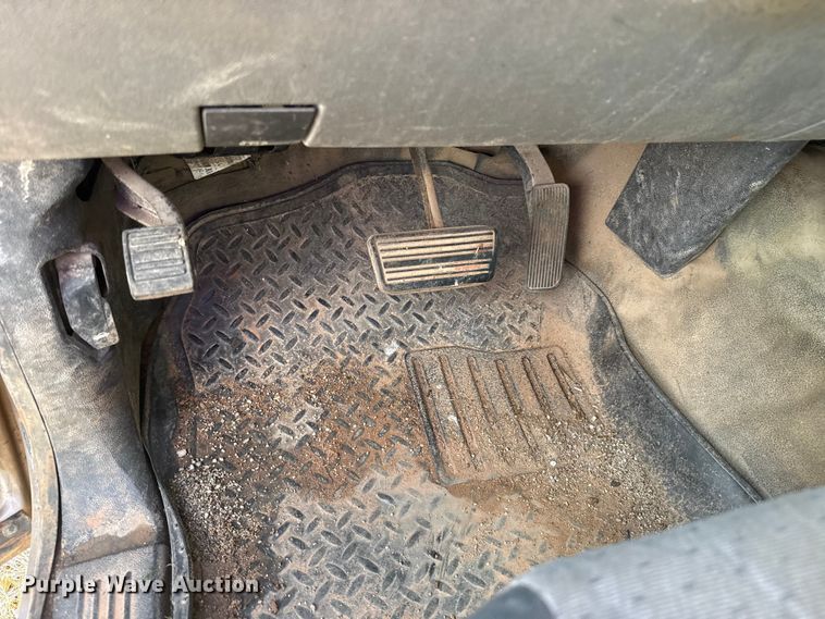 image for item ES5649 2007 Chevrolet Silverado 2500HD Ext. Cab pickup truck