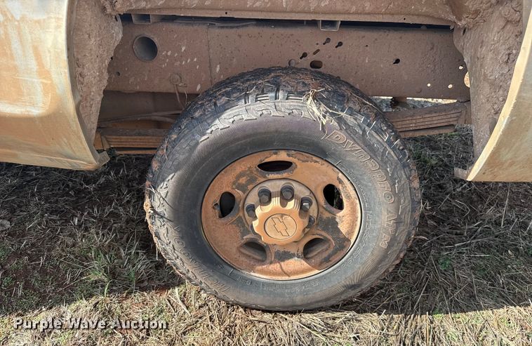 image for item ES5649 2007 Chevrolet Silverado 2500HD Ext. Cab pickup truck