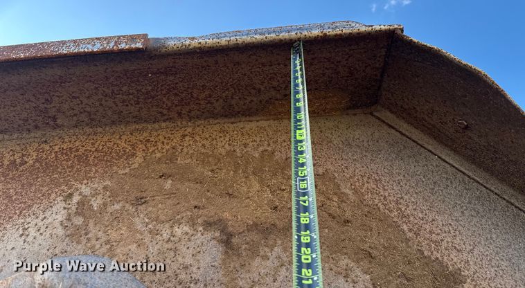 image for item ES5650 John Deere 1518 batwing rotary mower