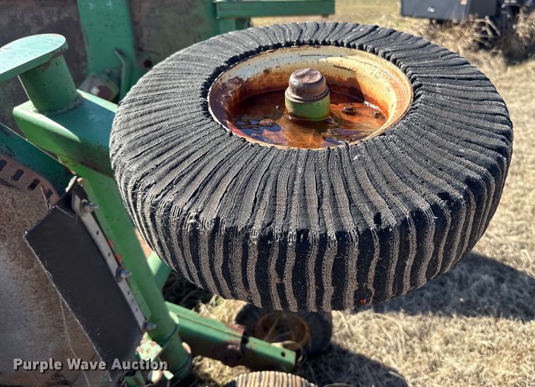 image for item ES5650 John Deere 1518 batwing rotary mower