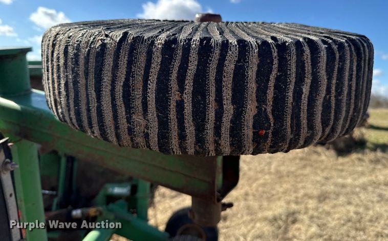 image for item ES5650 John Deere 1518 batwing rotary mower