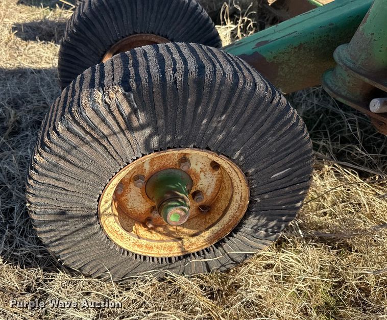 image for item ES5650 John Deere 1518 batwing rotary mower