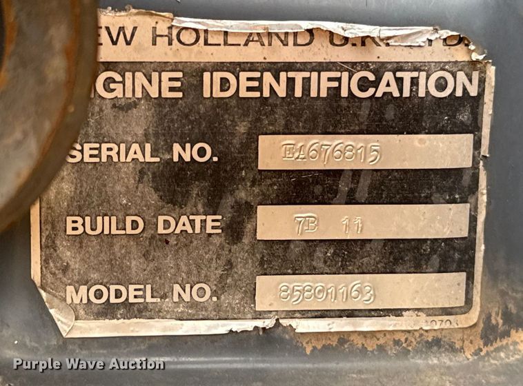 image for item ES5652 1997 New Holland 555E backhoe