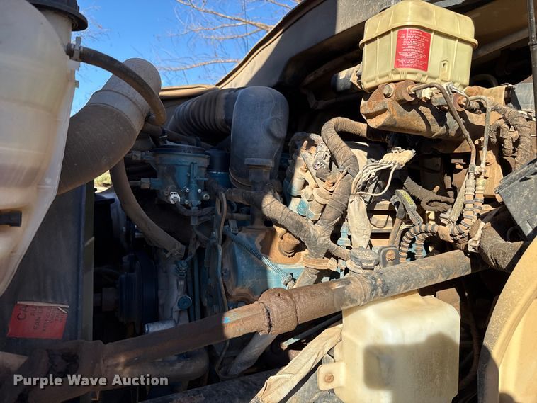 image for item ES5654 2003 International 4200 dump truck