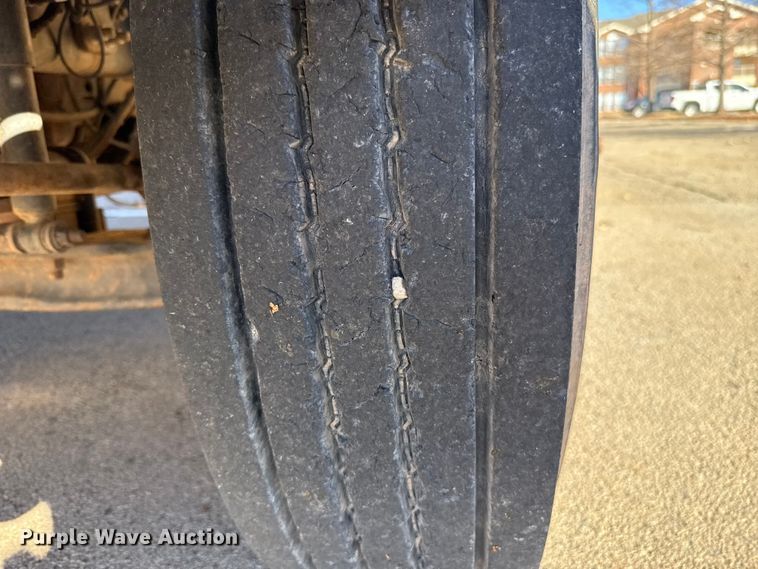 image for item ES5654 2003 International 4200 dump truck