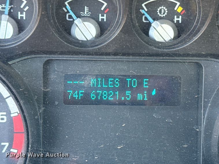 image for item ES5655 2015 Ford F250 Super Duty Crew Cab pickup truck