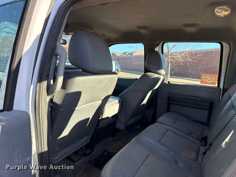 image for item ES5655 2015 Ford F250 Super Duty Crew Cab pickup truck