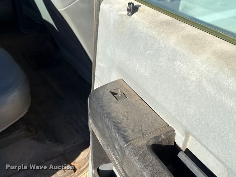 image for item ES5655 2015 Ford F250 Super Duty Crew Cab pickup truck